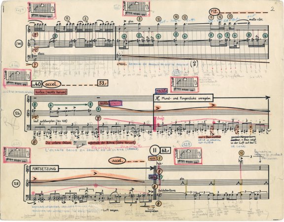 Partition de travail annotée de la danseuse Michèle Noiret pour la pièce de Karlheinz Stockhausen, 3e Examen (1979), Médiathèque du CN D, Fonds Michèle Noiret