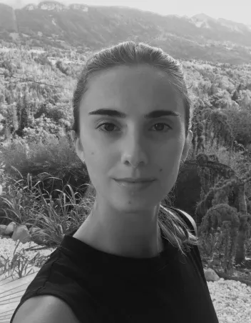 Black-and-white portrait of Madeleine Planeix-Crocker