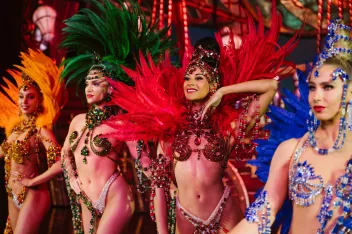 photo de danseuses du cabaret le Moulin Rouge